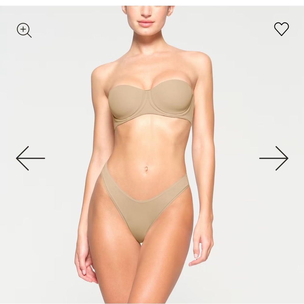 SKIMS Nude strapless bra NWT